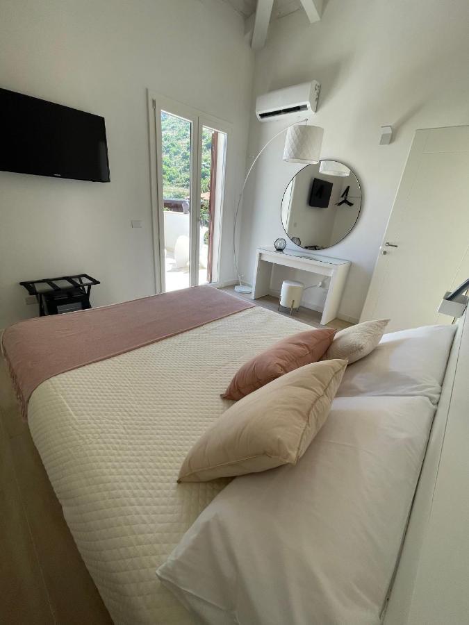 Martanna Rooms 카리니 외부 사진